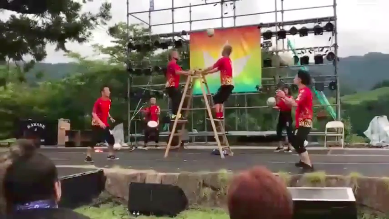 これぞ唯一無二✌️✌️✌️四人でボール入れ替え❗️